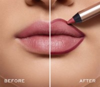 Contur de buze Lancome Idole Lip Liner 60 Million Dollar Berry imaginea #3 — magazin online Desire.md