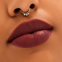 Помада для губ MAC Locked Kiss Lipstick Vixen фото №3 — интернет-магазин Desire.md