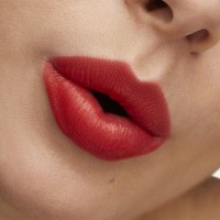 Ruj de buze MAC Lustreglass Lipstick TNTeaser imaginea #3 — magazin online Desire.md