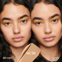 Fond de ten pentru față MAC Studio Fix Fluid SPF15 Matte NC30 imaginea #3 — magazin online Desire.md