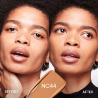 Тональный крем для лица MAC Studio Fix Fluid SPF15 Matte NC44 фото №3 — интернет-магазин Desire.md