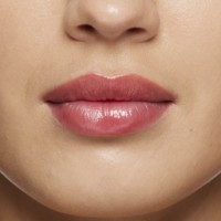 Бальзам для губ Clarins Lip Oil Balm 05 фото №3 — интернет-магазин Desire.md