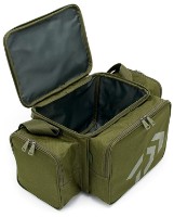 Сумка для рыбалки Daiwa Black Widow Compact Tackle Bag фото №2 — интернет-магазин Desire.md