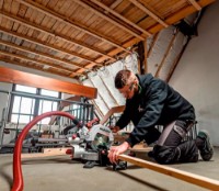 Торцовочная пила Metabo KGS18 LTX BL 216 (614216920) фото №6 — интернет-магазин Desire.md