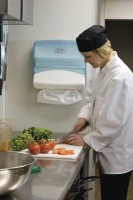 Диспенсер для бумаги Tork W4 White/Green (654000-00) фото №3 — интернет-магазин Desire.md