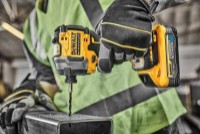 Набор DeWalt DCK2051H2T-QW фото №4 — интернет-магазин Desire.md