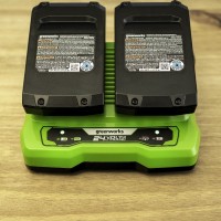 Incarcator dublu pentru acumulatori Greenworks 2931907 imaginea #2 — magazin online Desire.md