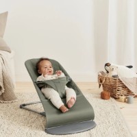 Șezlong pentru bebeluși BabyBjorn Bliss Dark Green Woven Petal Quilt (006140A) imaginea #2 — magazin online Desire.md