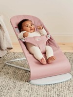 Șezlong pentru bebeluși BabyBjorn Bliss Dusty Pink with Toy Bar (606222A) imaginea #3 — magazin online Desire.md