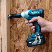 Набор Makita DLX2133J фото №2 — интернет-магазин Desire.md