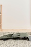 Șezlong pentru bebeluși BabyBjorn Bliss Dark Green (006046A) imaginea #2 — magazin online Desire.md