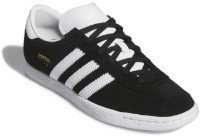 Кроссовки мужские Adidas Stadt Core Black/Carbon, s.42.5