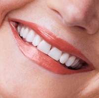 Помада для губ Clinique Pop Longwear Lipstick Melon Pop фото №3 — интернет-магазин Desire.md