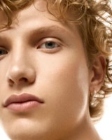 Тональная сыворотка для лица Astra Fluid Foundation Serum 02 Light фото №2 — интернет-магазин Desire.md