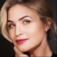 Luciu de buze Max Factor 2000 Calorie Lip Glaze 110 Fire Sparks imaginea #3 — magazin online Desire.md