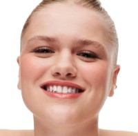 Румяна для лица MAC Glow Play Blush Ginger Luck фото №4 — интернет-магазин Desire.md