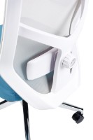 Офисное кресло CUSTO Nitra фото №4 — интернет-магазин Desire.md