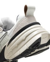 Adidași pentru dame Nike W V2K Run Summit White/Light Orewood Brown/Chrome, s.36 imaginea #4 — magazin online Desire.md