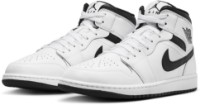 Ботинки мужские Nike Air Jordan 1 Mid White/Black, s.44 фото №1 — интернет-магазин Desire.md
