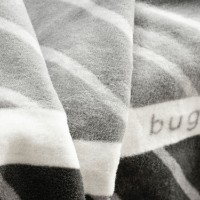 Плед Bugatti Jacquard Decke 150х200cm Grey фото №3 — интернет-магазин Desire.md