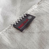 Плед IBENA Jacquard  Baumwolldecke Kula mith GOTS Zertifikat 140x200cm Grey/White фото №5 — интернет-магазин Desire.md