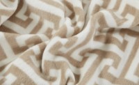 Pătura IBENA Jacquard Decke Cambridge 150х200cm Beige imaginea #3 — magazin online Desire.md