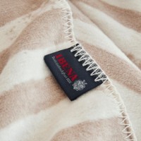 Плед IBENA Jacquard Decke Koloa 150х200cm Beige/Ivory фото №5 — интернет-магазин Desire.md