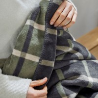 Плед IBENA Jacquard Tramore 150x200cm Grey/Green фото №3 — интернет-магазин Desire.md