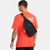 Geantă Nike Elmntl Prm Waistpack Black Misc imaginea #3 — magazin online Desire.md