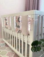 Protectie laterala pentru patut Veres Sleepy Moon Pink (154.05.01)