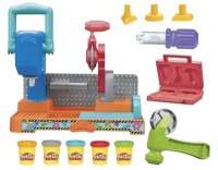 Plastilina Hasbro Play-Doh Stamp & Saw Tool Bench (F9141)
