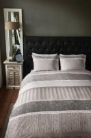 Lenjerie de pat Riviera Maison Winterclub Taupe 140x200/220cm (151068) imaginea #3 — magazin online Desire.md