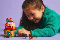 Конструктор Lego Disney: Encanto Mini House (43261) фото №6 — интернет-магазин Desire.md