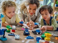 Set de construcție Lego Duplo: F1 Team Race Cars & Drivers (10445) imaginea #7 — magazin online Desire.md