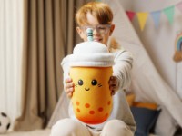 Мягкая игрушка-подушка Dormeo Bubble Tea Pillow (110085810) фото №4 — интернет-магазин Desire.md