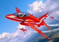 Set de construcție Revell BAe Hawk T1 Red Arrows (64921) imaginea #2 — magazin online Desire.md