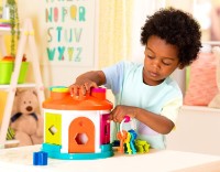 Сортер Battat Shape Sorter House (BT4580Z) фото №3 — интернет-магазин Desire.md