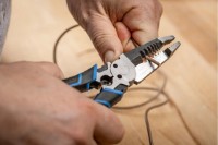 Плоскогубцы Hoegert HT1P241 фото №4 — интернет-магазин Desire.md