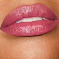 Помада для губ Estee Lauder Pure Color Explicit Slick Shine Lipstick 119 фото №3 — интернет-магазин Desire.md