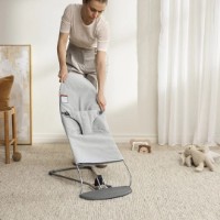 Șezlong pentru bebeluși BabyBjorn Bliss Light Gray Melange (006029A) imaginea #6 — magazin online Desire.md