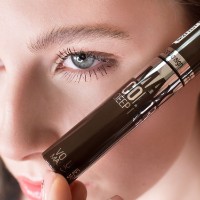 Тушь для ресниц Belor Design Maxi Color Chocolate фото №2 — интернет-магазин Desire.md