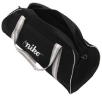 Сумка Nike W Nk Gym Club Retro Black/College Grey/Summit White фото №3 — интернет-магазин Desire.md