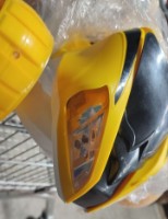 Уценка! Самокат 4Play Headlights Yellow фото №2 — интернет-магазин Desire.md