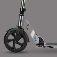 Самокат Micro Classic Neochrome Black (SA0242) фото №10 — интернет-магазин Desire.md