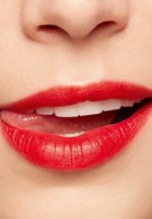 Блеск для губ Clarins Water Lip Stain 03 фото №3 — интернет-магазин Desire.md