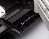 Mașinuța electrica Kikka Boo Mercedes Benz EQG Black (3800171205535) imaginea #3 — magazin online Desire.md