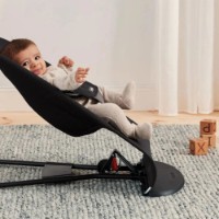 Șezlong pentru bebeluși BabyBjorn Balance Soft Black/Dark Gray (005122A) imaginea #5 — magazin online Desire.md