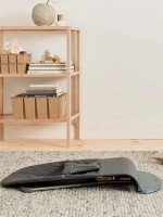 Șezlong pentru bebeluși BabyBjorn Bliss Petal Anthracite (006226A) imaginea #5 — magazin online Desire.md