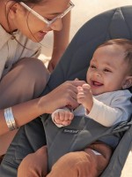 Șezlong pentru bebeluși BabyBjorn Bliss Petal Anthracite (006226A) imaginea #8 — magazin online Desire.md