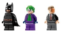 Set de construcție Lego Batman: Tumbler vs. Two-Face & The Joker (76303) imaginea #4 — magazin online Desire.md